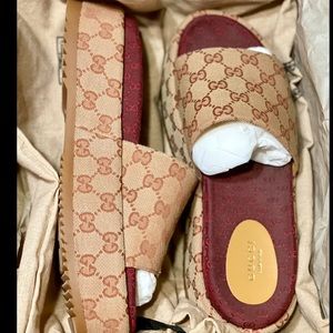 Gucci Canvas Sandals Beige/Brick Red